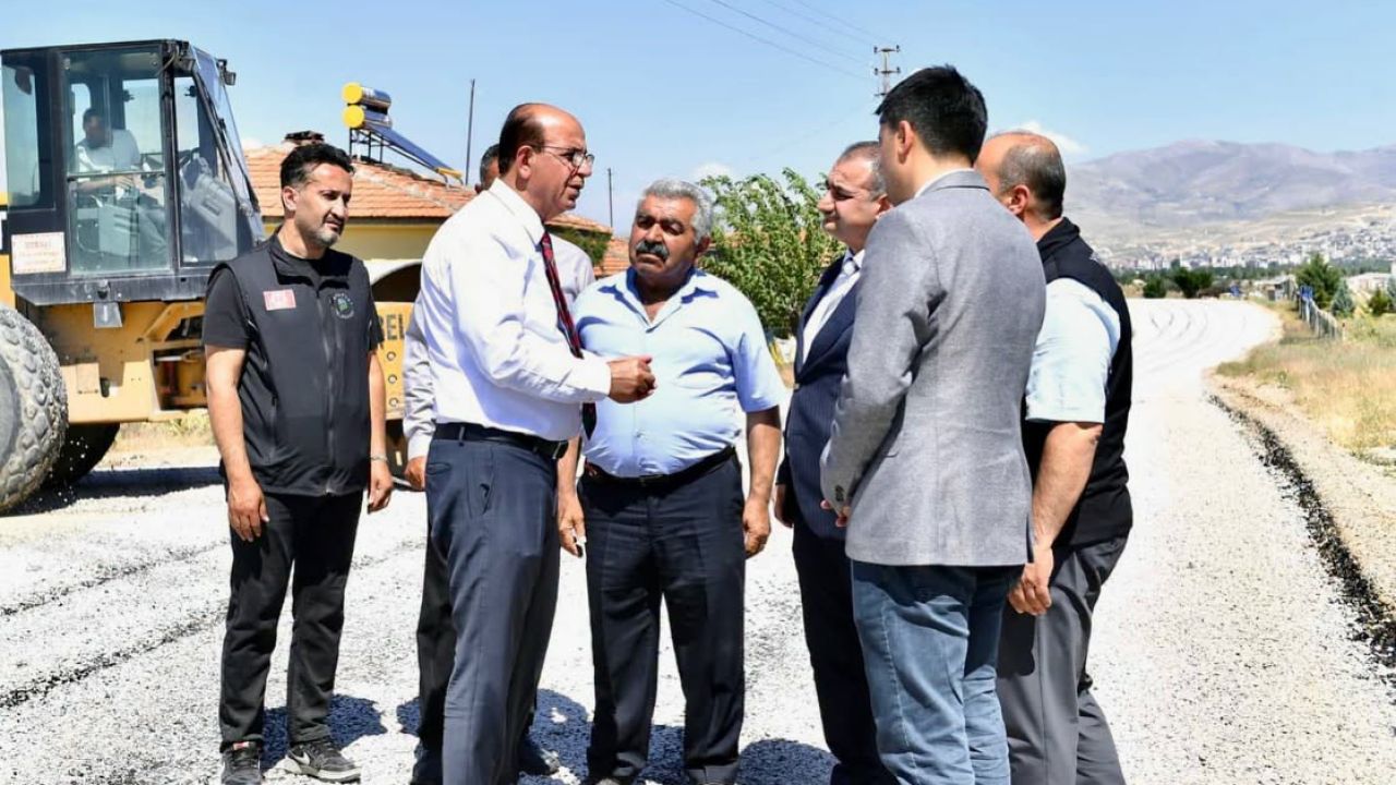 Başkan Geçit: Kırsal Mahallelerde Ulaşım Konforunu Artırıyoruz