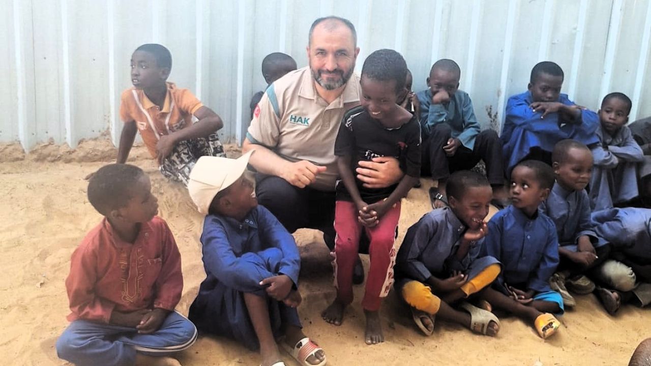 Hak İnsani Yardım Derneği Kurbanda Somali’de Mazlumlara Umut Oldu