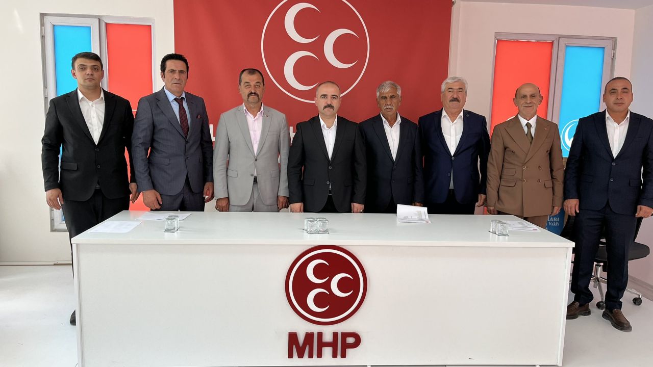 MHP Malatya'da Büyük Değişim: 7 İlçeye Yeni Başkan Atandı!