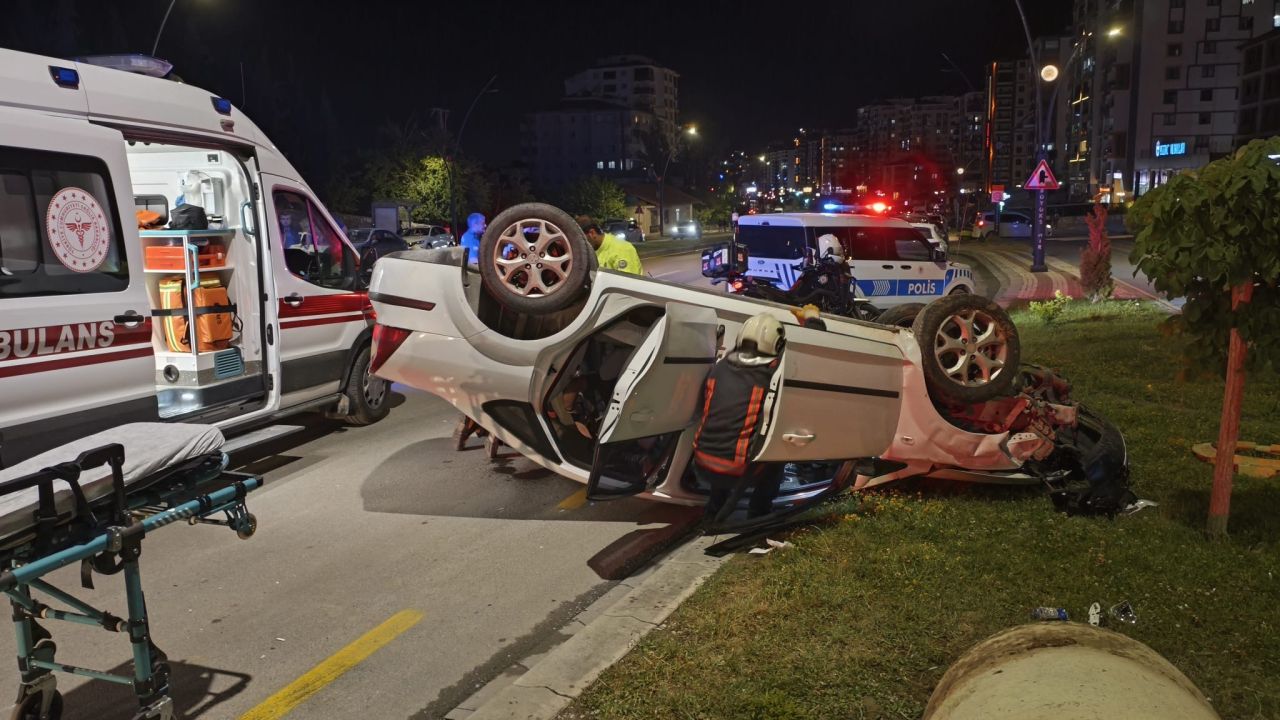 Şentepe Mezarlık Kavşağı’nda Trafik Kazası: 2 Yaralı