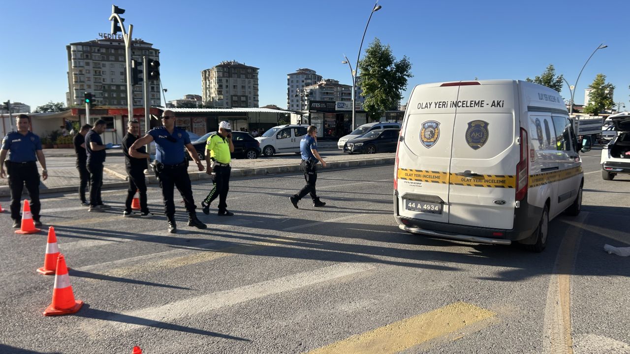 Yaya Geçidinde Feci Kaza: 49 Yaşındaki Kadın Hayatını Kaybetti